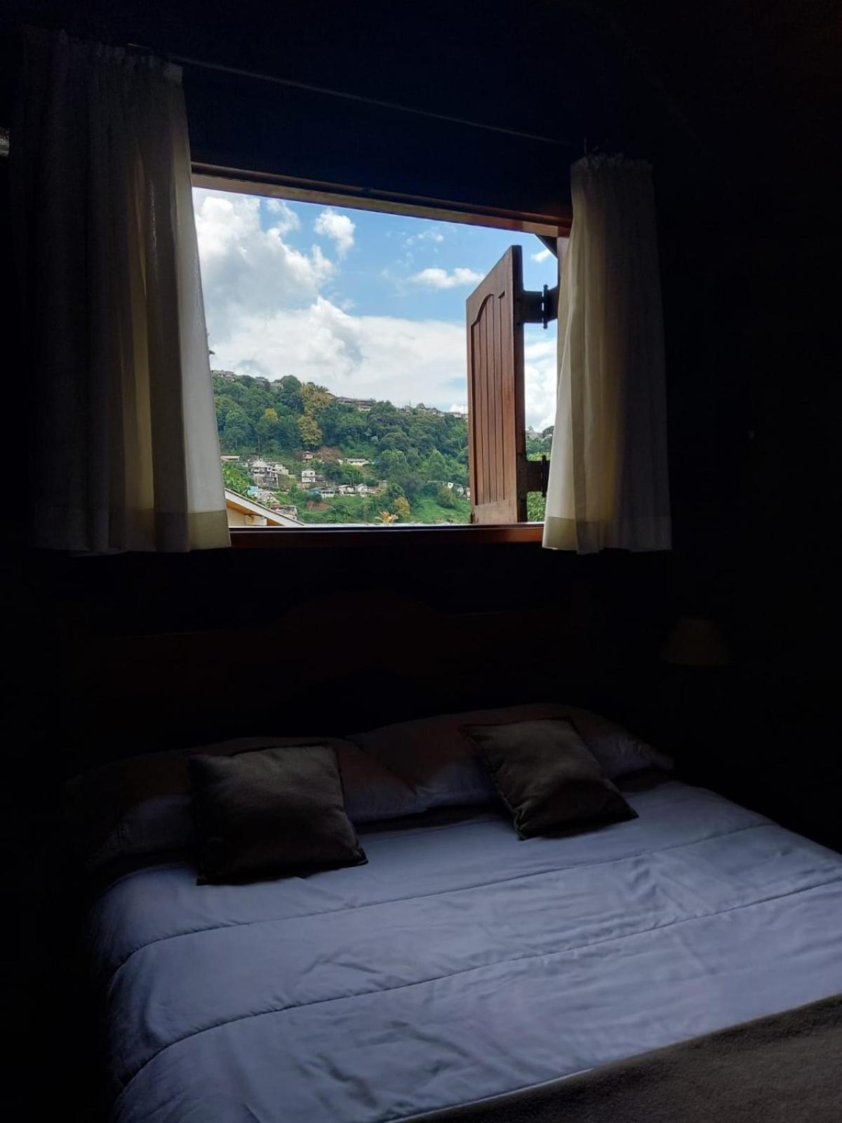 Casa Vivenda Da Lua Alojamento de Acomodação e Pequeno-almoço