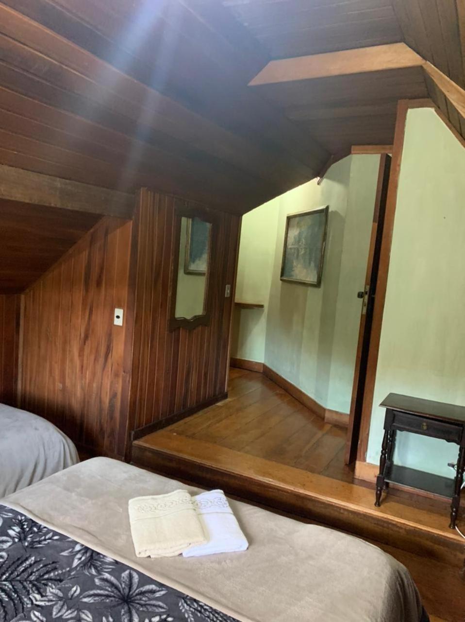 Alojamento de Acomodação e Pequeno-almoço Casa Vivenda Da Lua Campos do Jordão